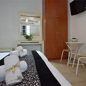 Adonis Apartment